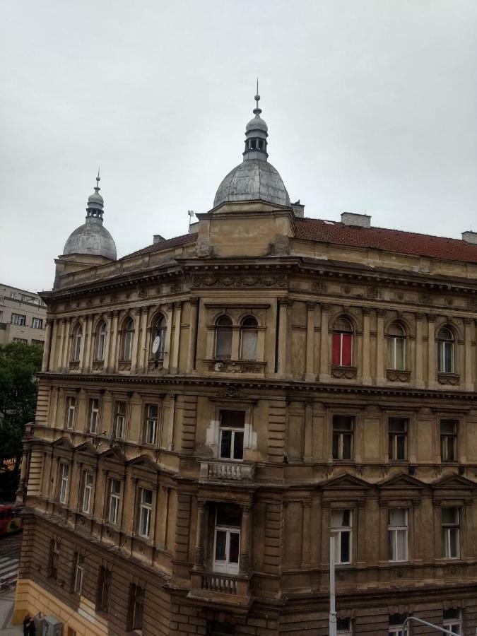 Albergue Irmas Praga Exterior foto