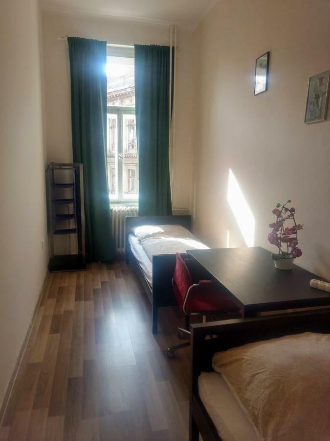 Albergue Irmas Praga Exterior foto