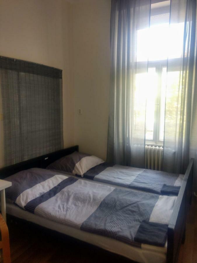 Albergue Irmas Praga Exterior foto